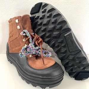 Reebok x Danielle Guizio Club C Cleated Hiking Boots Women’s size 10